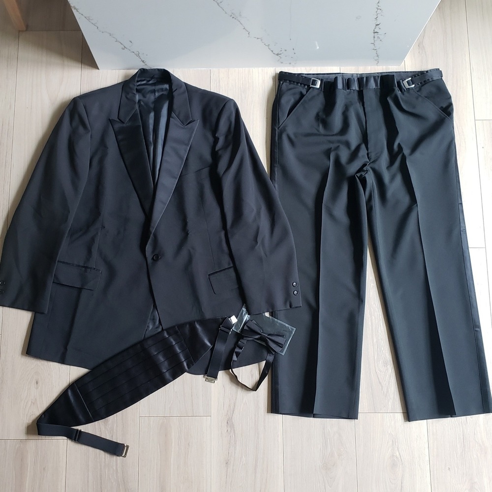 Cardi Suit Mens 46 36x28 Black Wool Tuxedo‎ 4 Piece Formal Wedding Adjustable